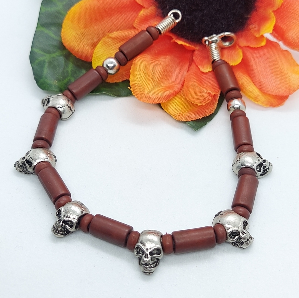 B212 Beaded Skull Bracelet